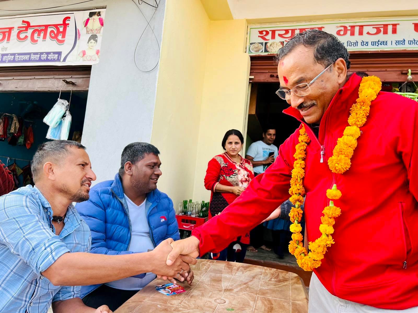 This image has an empty alt attribute; its file name is k-1.jpg